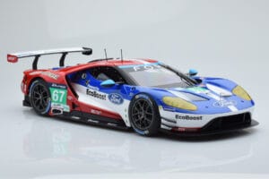 Ford GT Chip Ganassi Racing UK #67 M. Franchitti / A. Priaulx / H. Tincknell 24 Hours of Le Mans 2016 Minichamps 1:18 1551686 — attēls 4 no 6