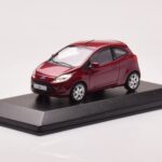 Ford Ka Mk2 Violets Minichamps 1:43 - image 2 of 4