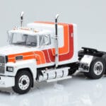 Ford LTL 9000 Balts Sarkans Oranžs IXO 1:43