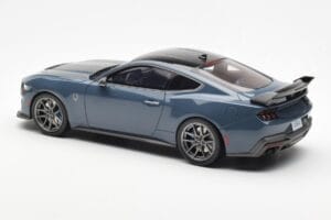Ford Mustang Dark Horse Vapor Zils Metallic GT Spirit 1:18 GT454 Sveķi — attēls 5 no 6