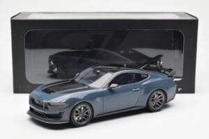 Ford Mustang Dark Horse Vapor Zils Metallic GT Spirit 1:18 GT454 Sveķi — attēls 6 no 6
