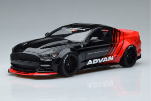 Ford Mustang S550 LB Works Liberty Walk Advan GT Spirit 1:18 KJ035 Sveķi