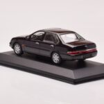 Ford Scorpio Melns Minichamps 1:43 - image 3 of 4