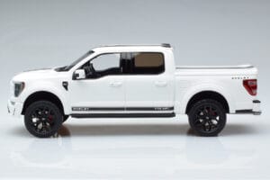 Ford Shelby F-150 Balts GT Spirit 1:18 GT415 Sveķi — attēls 3 no 6