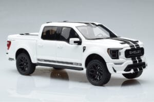 Ford Shelby F-150 Balts GT Spirit 1:18 GT415 Sveķi — attēls 4 no 6