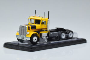 Freightliner FLC120 64T Dzeltens IXO 1:43 TR116