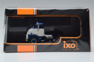 GMC 950 COE Zils Balts IXO 1:43 TR150 Metāls — attēls 6 no 6