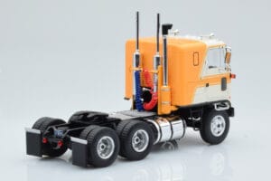 GMC Astro 95 Bēšs Balts IXO 1:43 TR167 Metāls — attēls 2 no 5