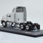 GMC General SBFA Sudrabs IXO 1:43 - image 5 of 6