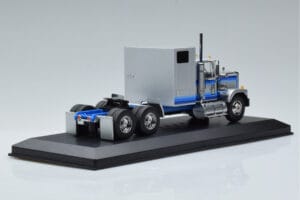 GMC General Sudrabs IXO 1:43 TR079 Metāls — attēls 2 no 6