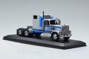 GMC General Sudrabs IXO 1:43 TR079 Metāls — attēls 4 no 6