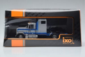 GMC General Sudrabs IXO 1:43 TR079 Metāls — attēls 6 no 6