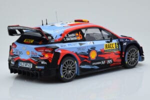 Hyundai i20 Coupe WRC #6 D. Sordo / C. del Barrio Rally Catalunya 2019 IXO 1:18 18RMC052C Metāls — attēls 2 no 6