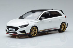 Hyundai i30 N PD Atlas Balts MCG 1:18