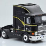 International Eagle Cabover Melns IXO 1:43 - image 3 of 5