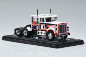 International Transtar 4300 Balts IXO 1:43 TR153 Metāls — attēls 4 no 6