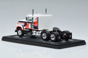 International Transtar 4300 Balts IXO 1:43 TR153 Metāls — attēls 5 no 6