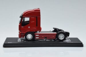 Iveco Stralis 480 Sarkans IXO 1:43 TR086 Metāls — attēls 3 no 6