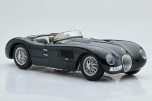 Jaguar C-Type Zaļš AUTOart 1:18 73500 Metāls — attēls 6 no 8