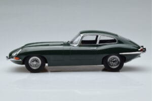 Jaguar E-Type Series 1 British Racing Zaļš KK-Scale 1:18 KKDC180431 Metāls — attēls 3 no 6