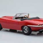 Jaguar E-Type Series 1 Roadster Sarkans KK-Scale 1:18 - image 5 of 6