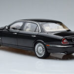 Jaguar XJ6 X350 Ebony Melns Almost Real 1:18 - image 6 of 11