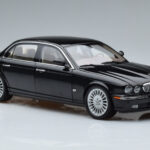 Jaguar XJ6 X350 Ebony Melns Almost Real 1:18 - image 10 of 11