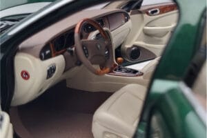 Jaguar XJ6 X350 Racing Zaļš Almost Real 1:18 810502 Metāls — attēls 8 no 13