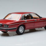 Jaguar XJ6 XJ40 Flamenco Sarkans Almost Real 1:18 - image 3 of 11