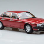 Jaguar XJ6 XJ40 Flamenco Sarkans Almost Real 1:18 - image 6 of 11