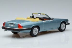 Jaguar XJS V12 Kabriolets Gaiši Zils Metaliks Norev 1:18 182635 Metāls — attēls 2 no 6