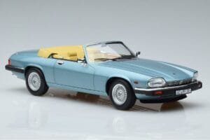 Jaguar XJS V12 Kabriolets Gaiši Zils Metaliks Norev 1:18 182635 Metāls — attēls 4 no 6