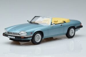 Jaguar XJS V12 Kabriolets Gaiši Zils Metaliks Norev 1:18 182635 Metāls