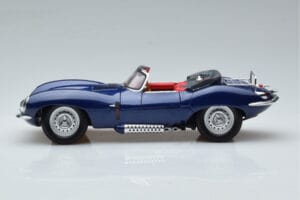 Jaguar XKSS Zils AUTOart 1:18 73510 Metāls — attēls 5 no 9