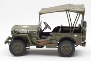 Jeep Willys Ar Brezenta Jumtu UT Models 1:18 180149002 Metāls — attēls 3 no 6