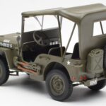 Jeep Willys Ar Brezenta Jumtu UT Models 1:18 - image 5 of 6