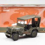Jeep Willys Ar Brezenta Jumtu UT Models 1:18 - image 6 of 6