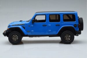 Jeep Wrangler Rubicon 392 Zils GT Spirit 1:18 GT371 Sveķi — attēls 3 no 6