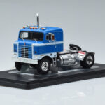Kenworth Bullnose Zils IXO 1:43