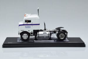 Kenworth Bullnose Ross Mackie Transport Balts IXO 1:43 TR063 Metāls — attēls 3 no 6