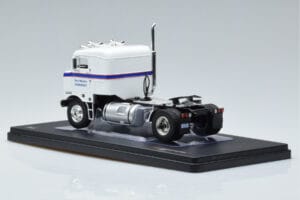 Kenworth Bullnose Ross Mackie Transport Balts IXO 1:43 TR063 Metāls — attēls 5 no 6