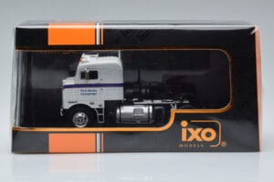 Kenworth Bullnose Ross Mackie Transport Balts IXO 1:43 TR063 Metāls — attēls 6 no 6
