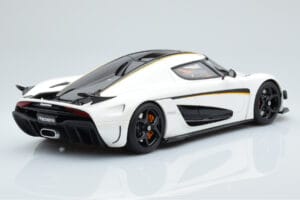 Koenigsegg Regera Balts GT Spirit 1:18 GT391 Sveķi — attēls 2 no 5