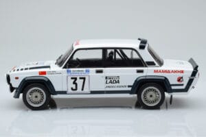 Lada 2105 VFTS #37 H. Ohu Rally Acropolis 1983 IXO 1:18 18RMC145 Metāls — attēls 3 no 6