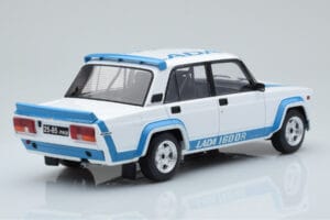 Lada 2105 VFTS Balts IXO 1:18 18CMC144 Metāls — attēls 2 no 6