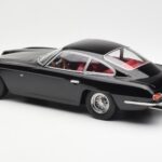Lamborghini 400 GT 2+2 Melns KK-Scale 1:18 - image 5 of 6