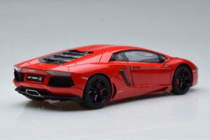 Lamborghini Aventador LP700-4 Andromeda Sarkans AUTOart 1:18 74669 Metāls — attēls 3 no 10