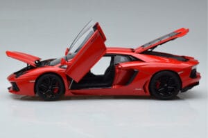 Lamborghini Aventador LP700-4 Andromeda Sarkans AUTOart 1:18 74669 Metāls — attēls 4 no 10