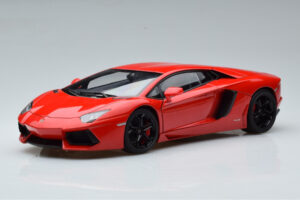 Lamborghini Aventador LP700-4 Andromeda Sarkans AUTOart 1:18