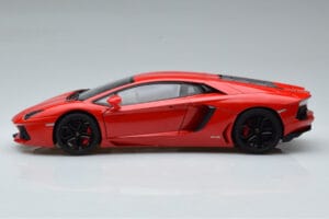 Lamborghini Aventador LP700-4 Andromeda Sarkans AUTOart 1:18 74669 Metāls — attēls 5 no 10